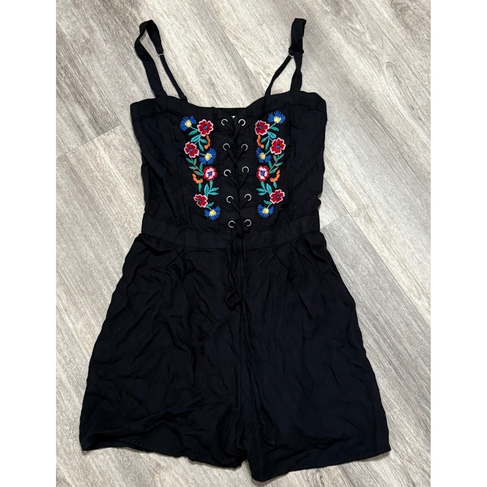 Hollister Black Embroidered‎ Floral Lace Up Romper XS
